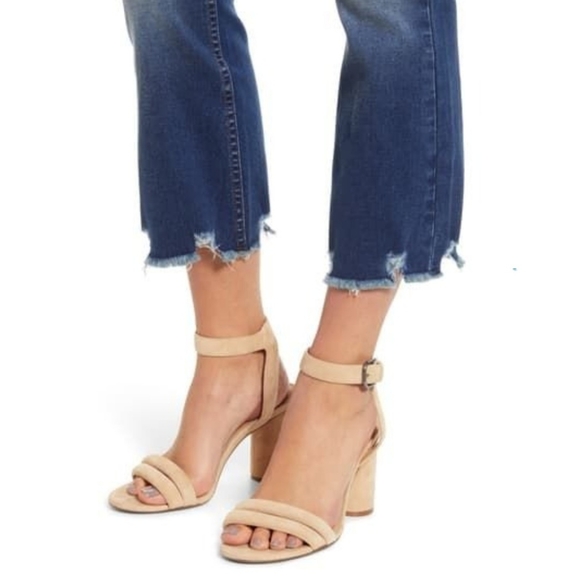 Vigoss Gwen Distressed Hem Crop Flare Jeans - Picture 4 of 7